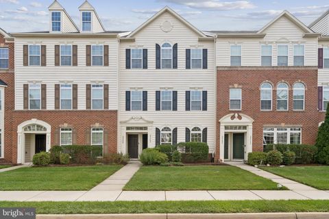 24682 HUTCHINSON FARM DRIVE STERLING VA 20166