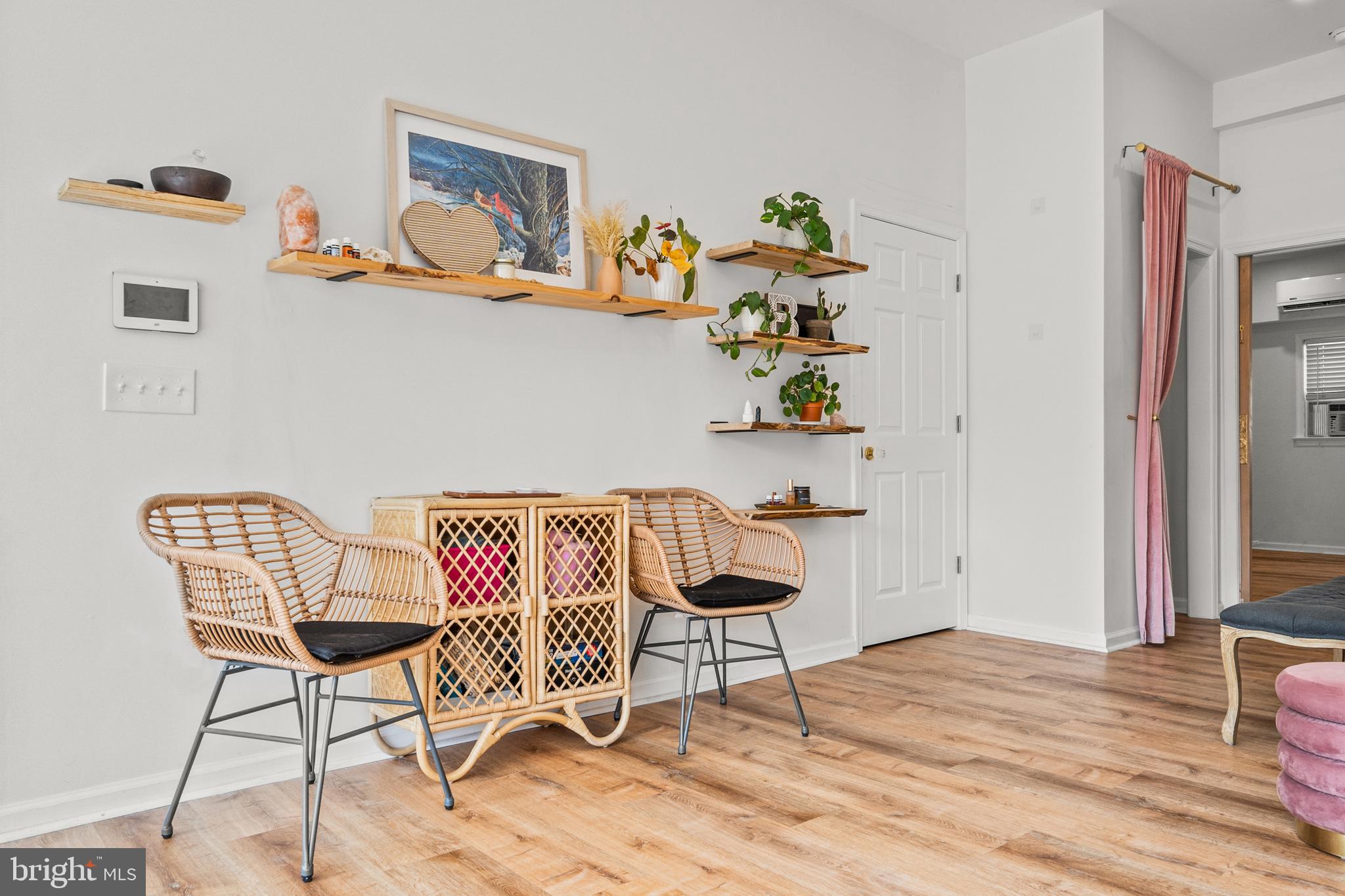 ARDMORE PARK - Commercial Sale