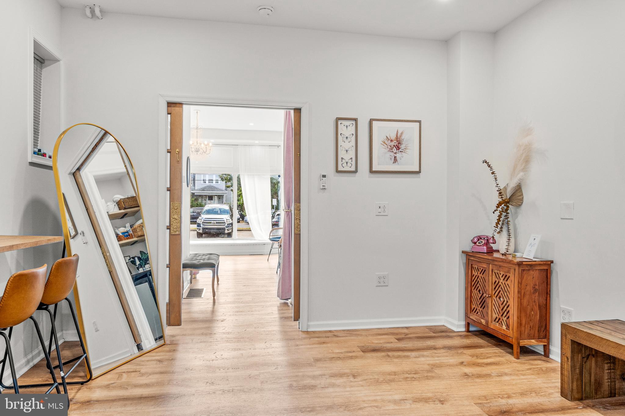 ARDMORE PARK - Commercial Sale