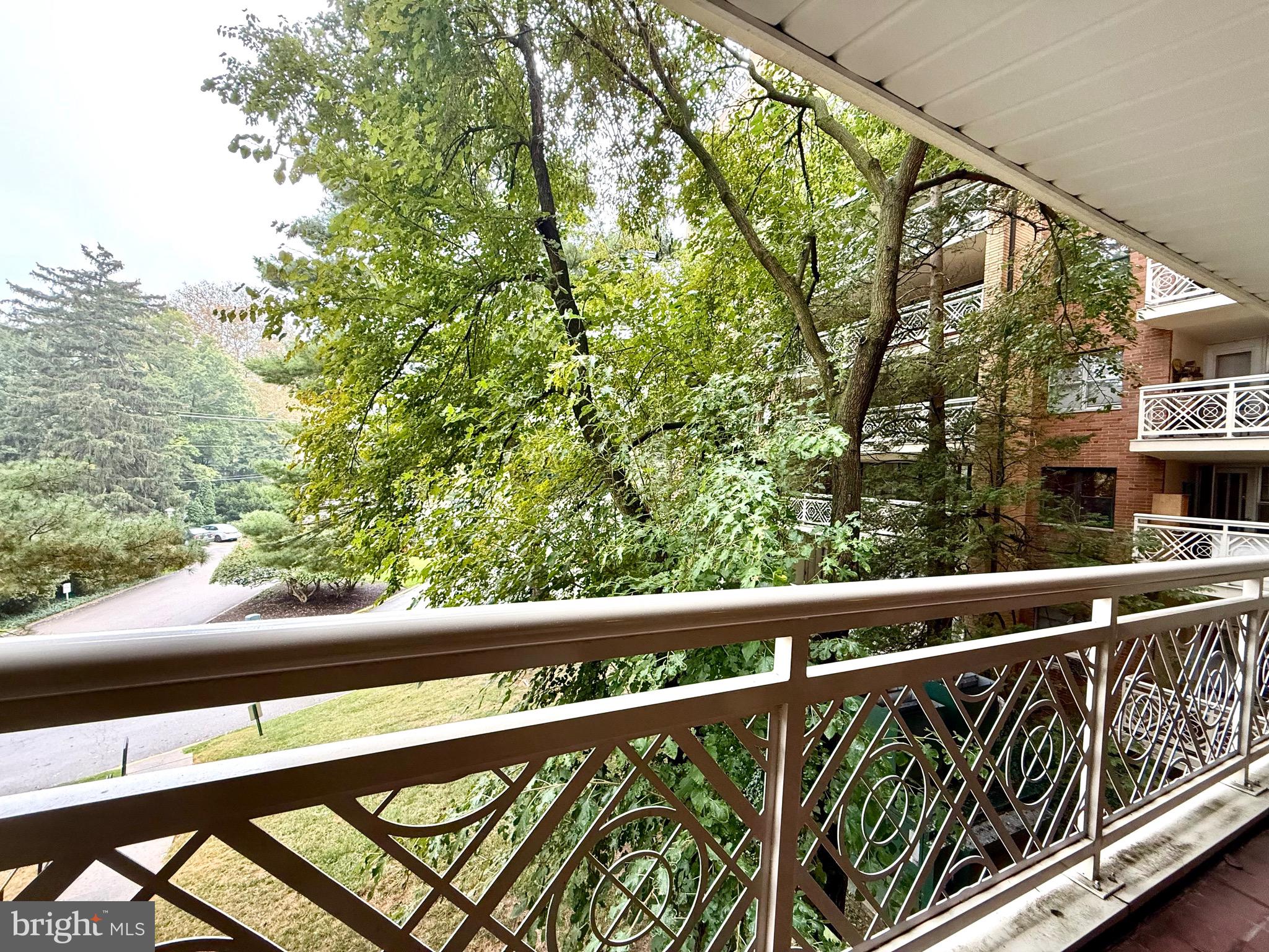 ELKINS PARK HOUSE - Residential