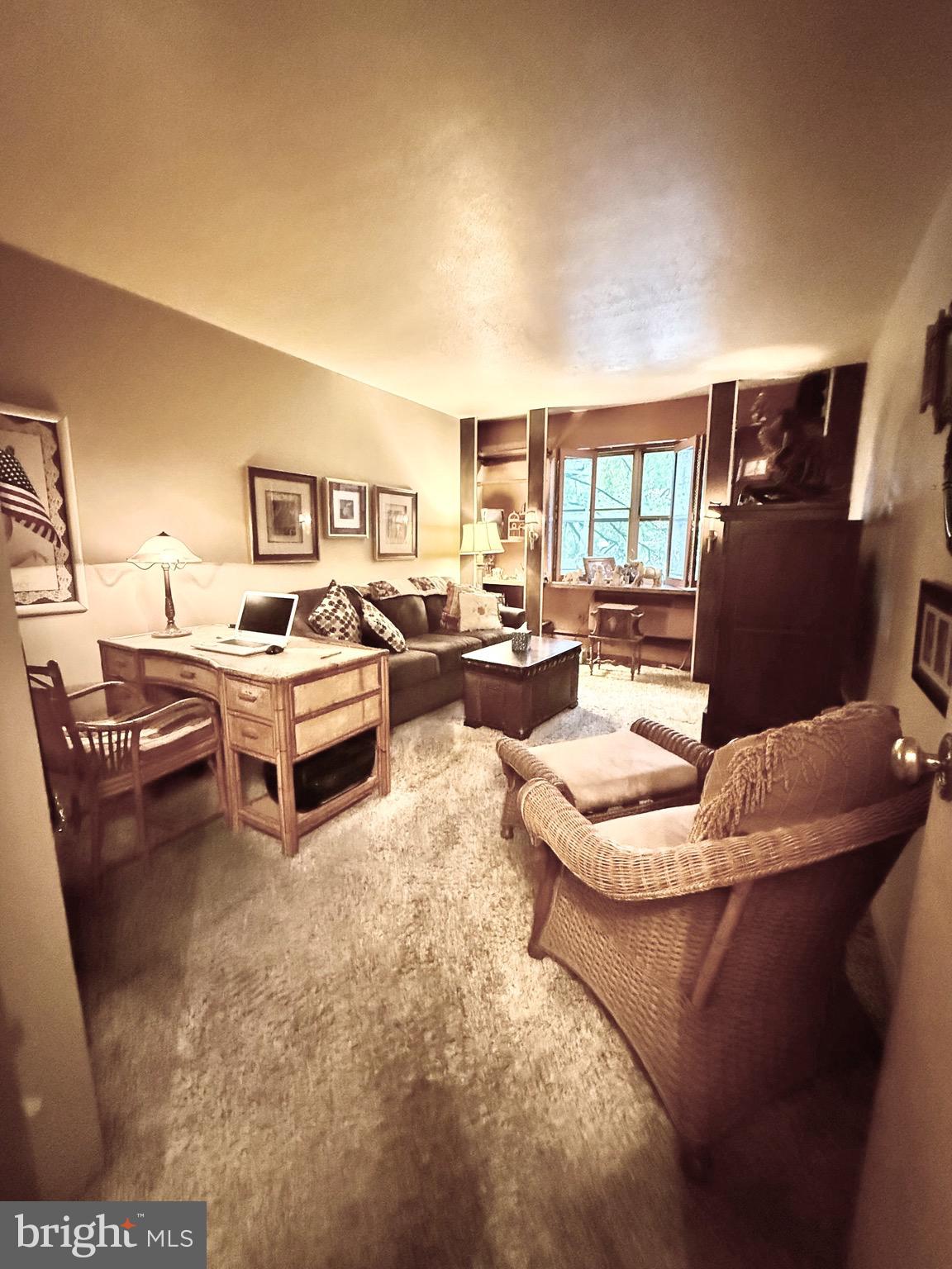 ELKINS PARK HOUSE - Residential