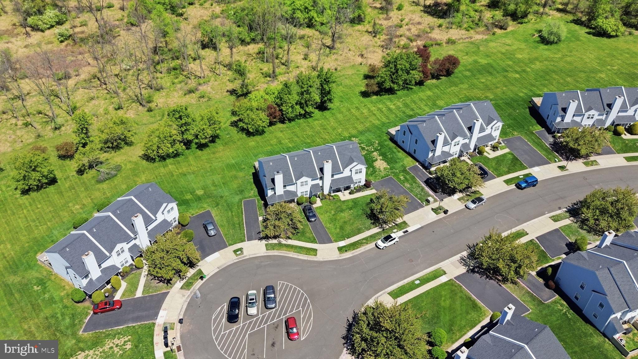 COUNTRY BEND - Residential