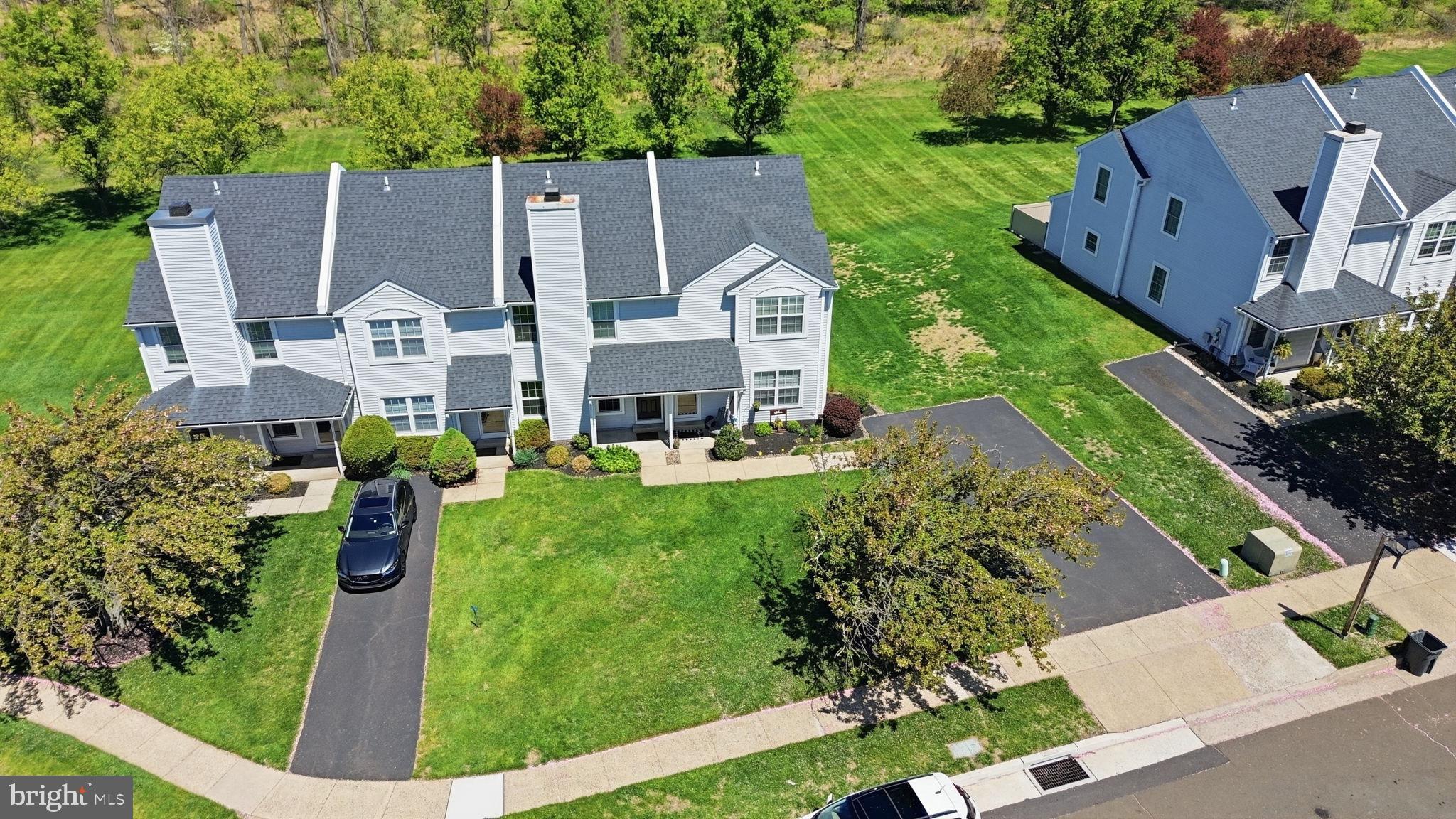 COUNTRY BEND - Residential