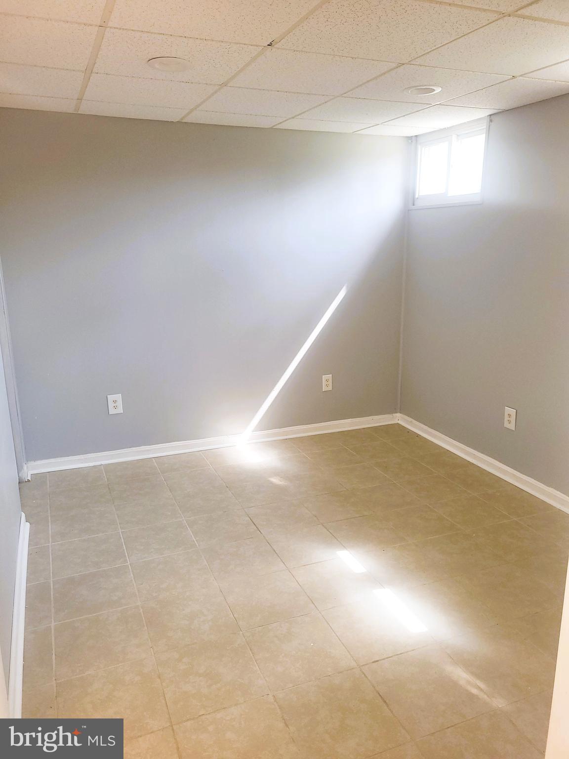 LAKE VILLAGE MANOR - Residential