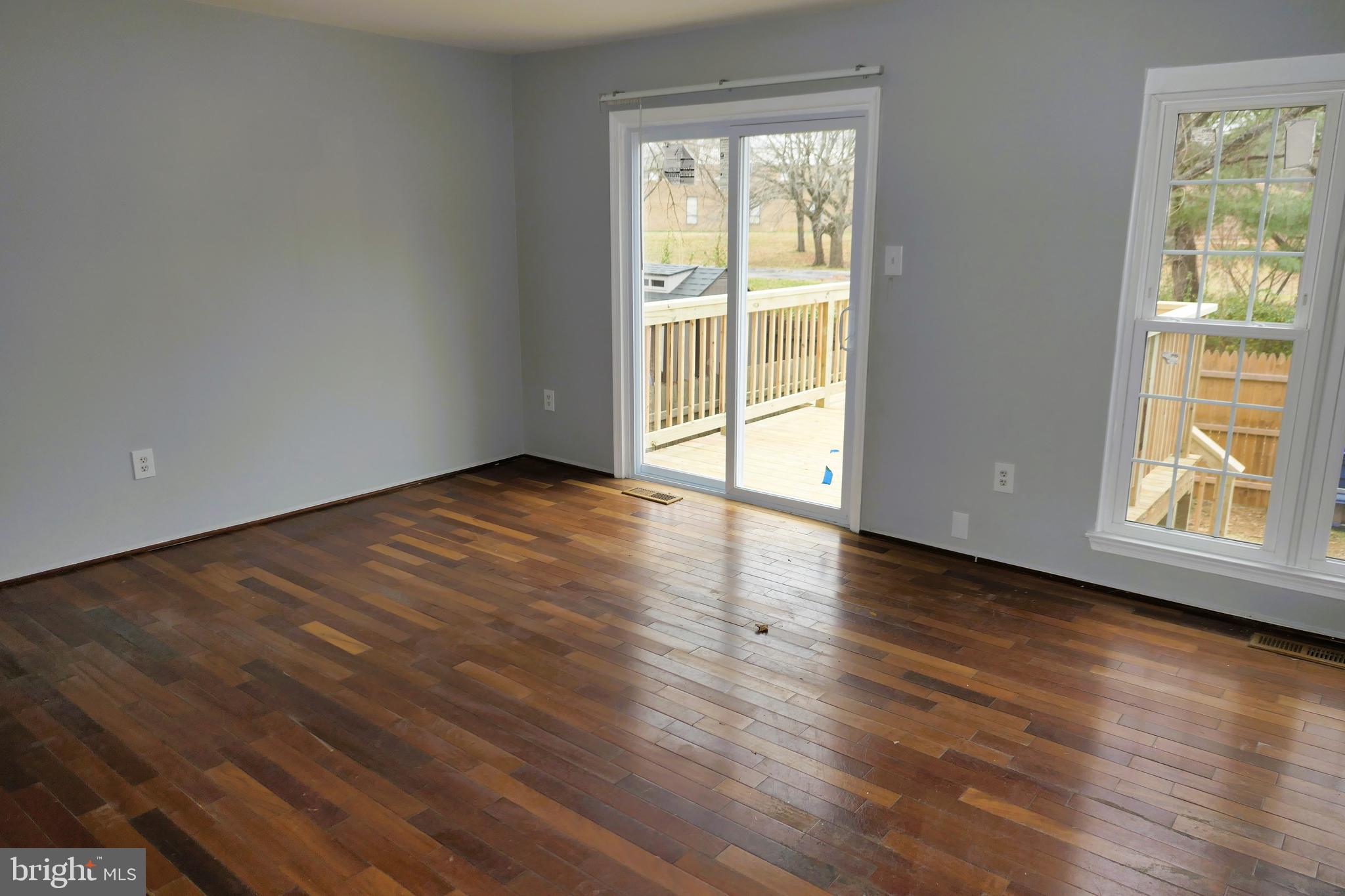 LAKE VILLAGE MANOR - Residential