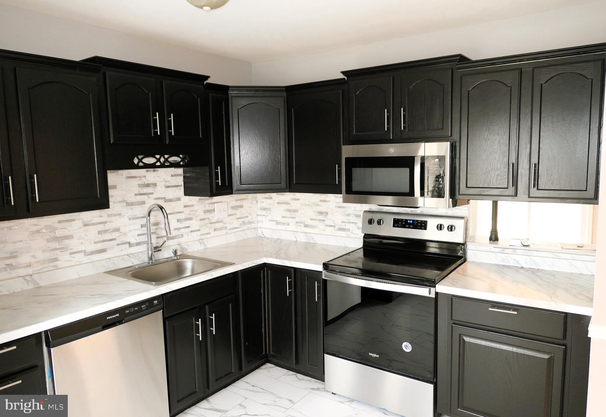 LAKE VILLAGE MANOR - Residential