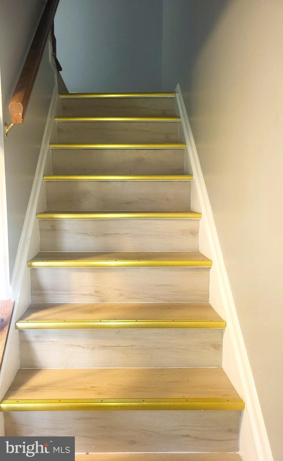 LAKE VILLAGE MANOR - Residential