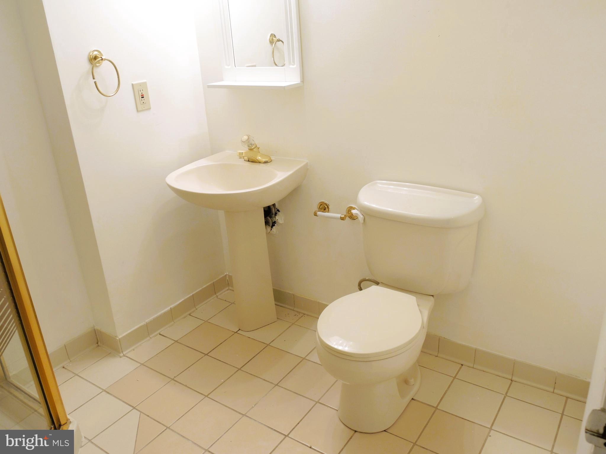 LAKE VILLAGE MANOR - Residential