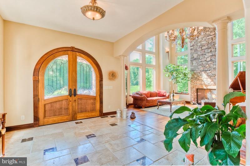 CENTURY OAK - Residential