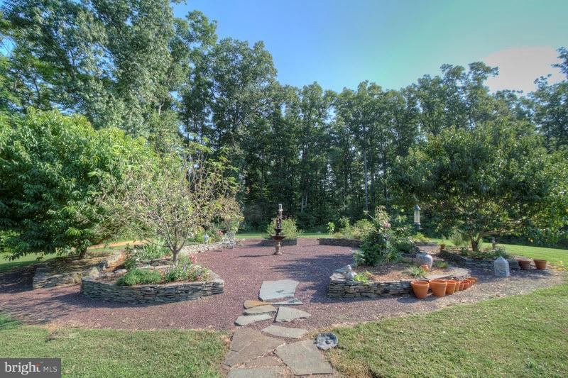 CENTURY OAK - Residential