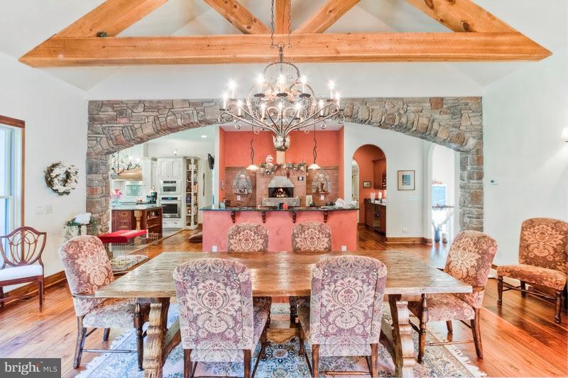 CENTURY OAK - Residential