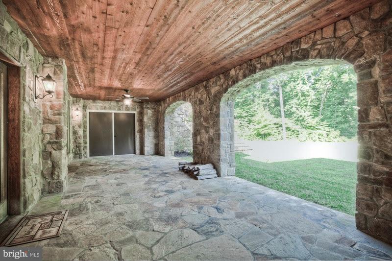 CENTURY OAK - Residential