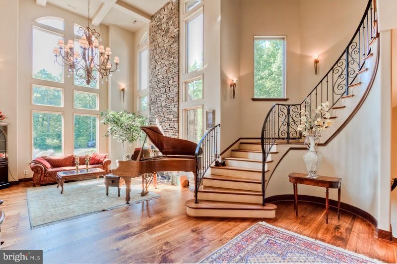 CENTURY OAK - Residential