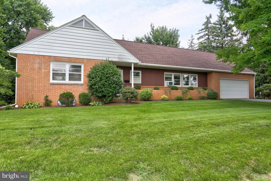 Well maintained 4 bedroom cape cod in Hempfield schools on large .47 acre corner lot. Open floor plan, hardwood throughout, kitchen with breakfast bar, first floor master suite and large windows in living room and dining room to allow to tons of natural light. Oversized 2 car garage, new room 2013, plenty of closets and space and partially finished lower level.  Convenient location to Hempfield High School and route 283.