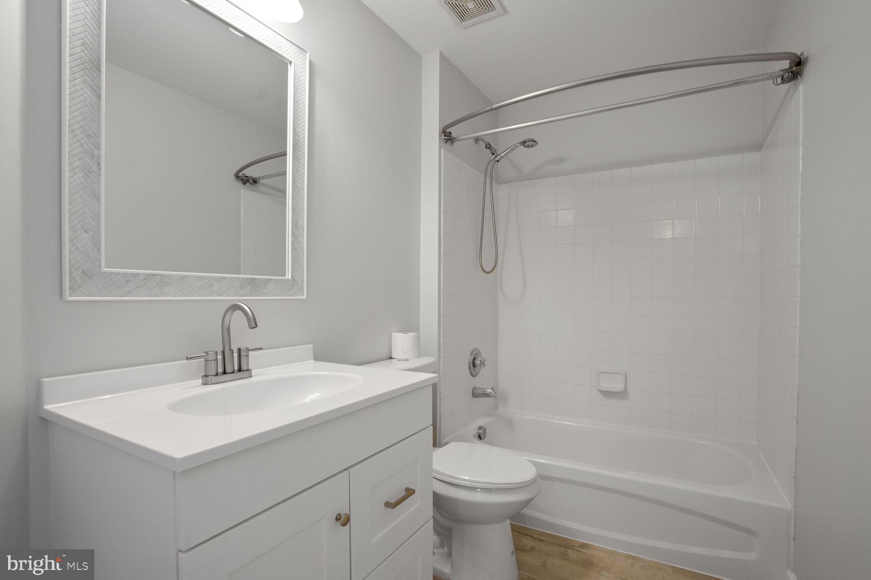 PURCELLVILLE RIDGE - Residential Lease