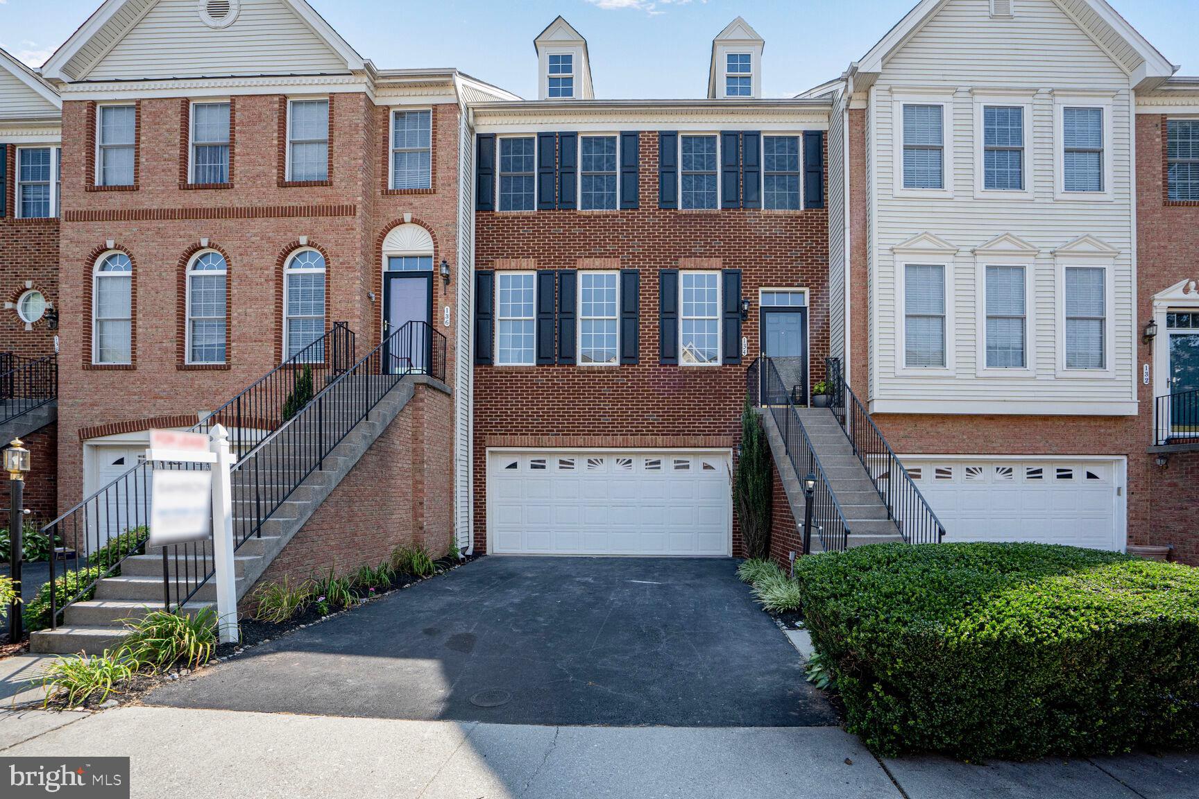 PURCELLVILLE RIDGE - Residential Lease