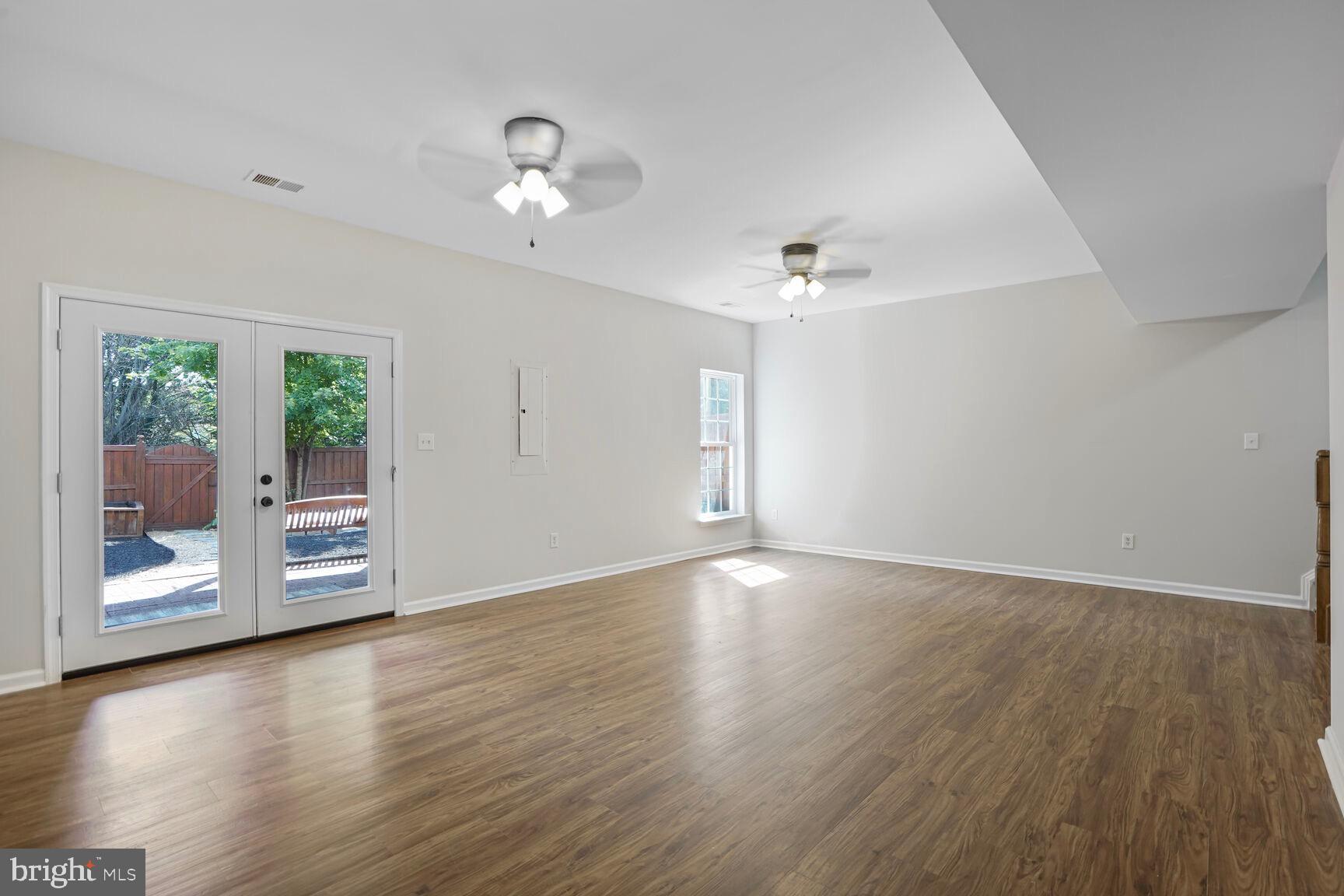 PURCELLVILLE RIDGE - Residential Lease