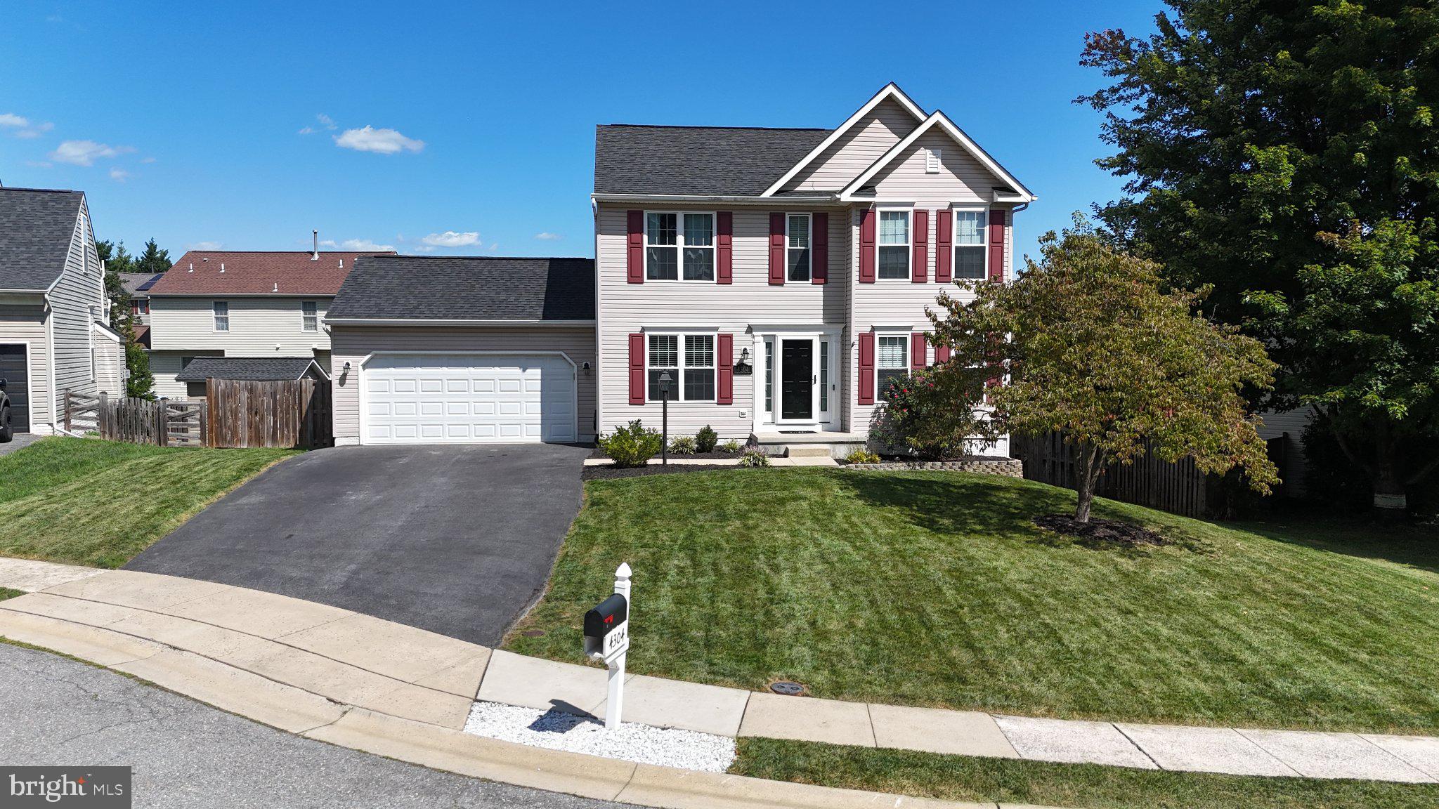 4304 FERRY HILL COURT