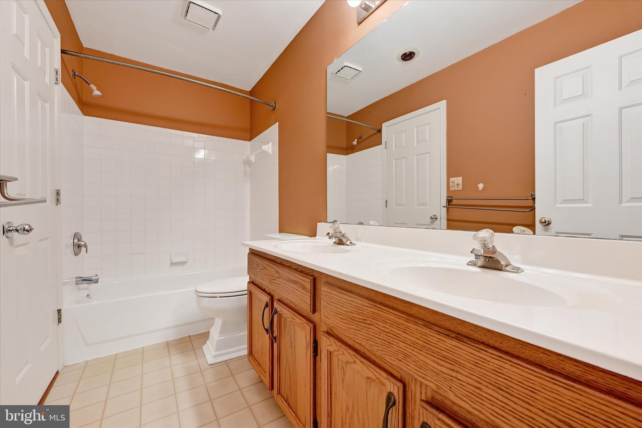 RIVERSIDE - Residential