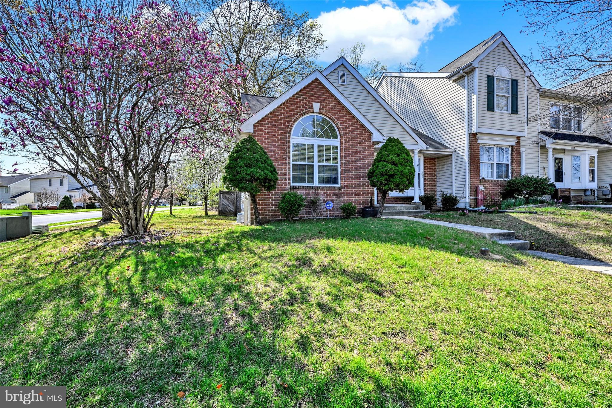 RIVERSIDE - Residential