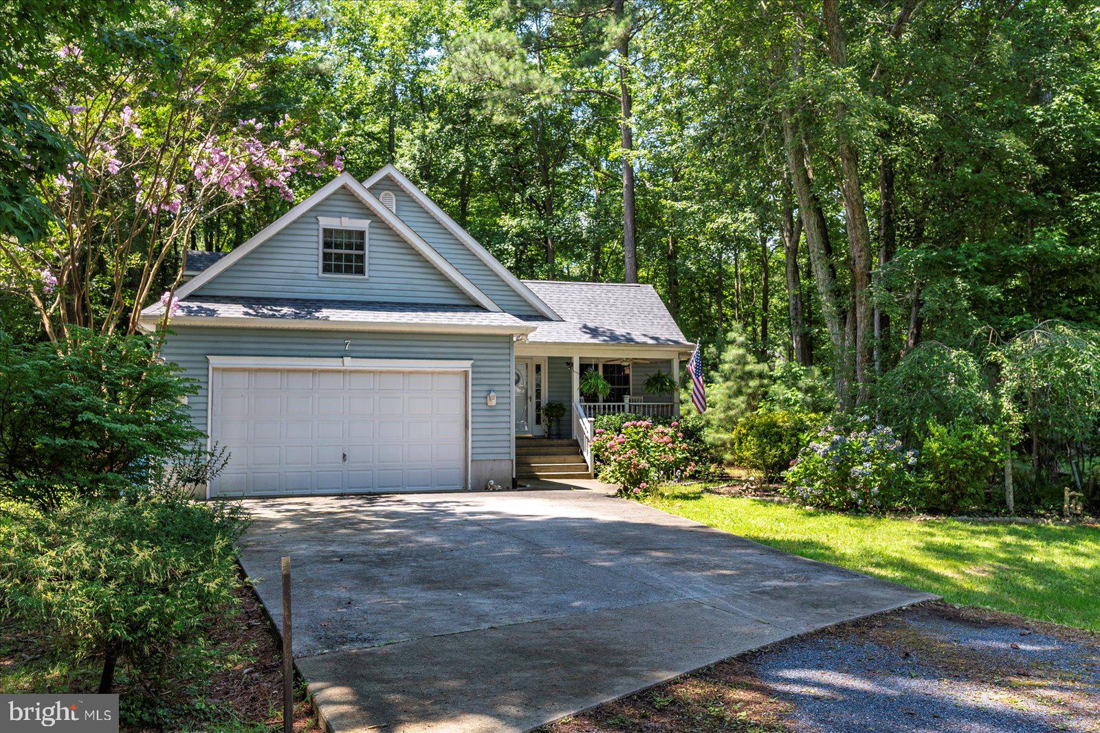 7 MULBERRY LANE