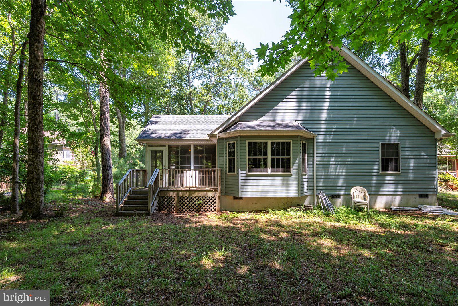 7 MULBERRY LANE