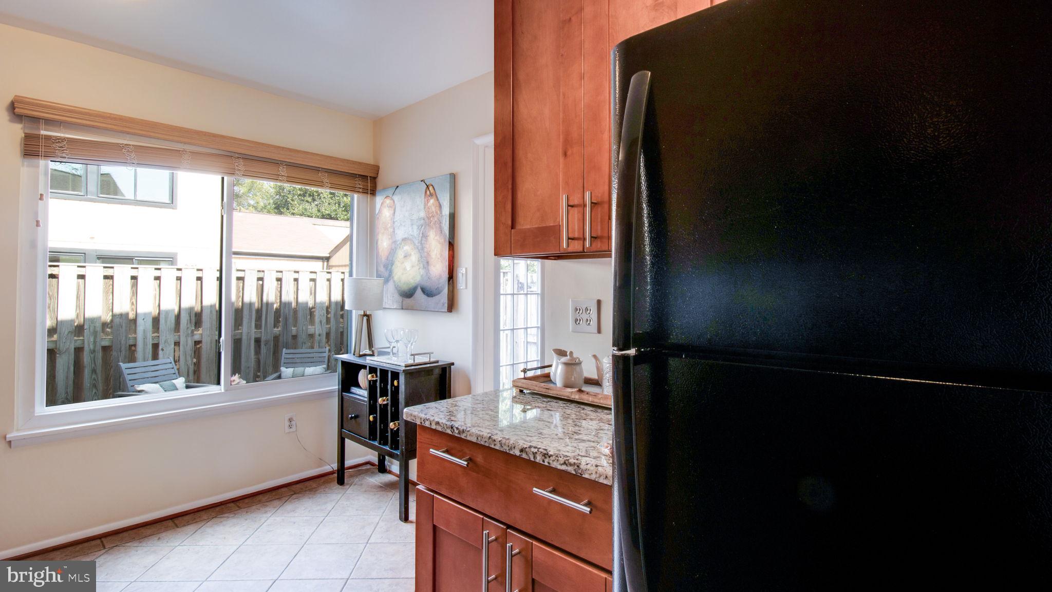 COVINGTON SQUARE - Residential