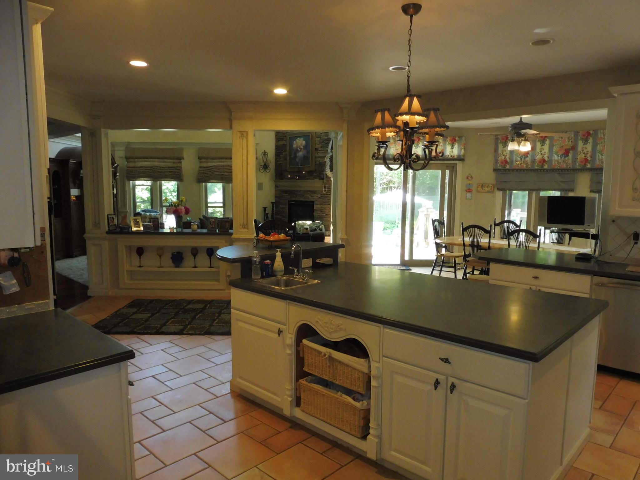 BEAVERBROOK - Residential