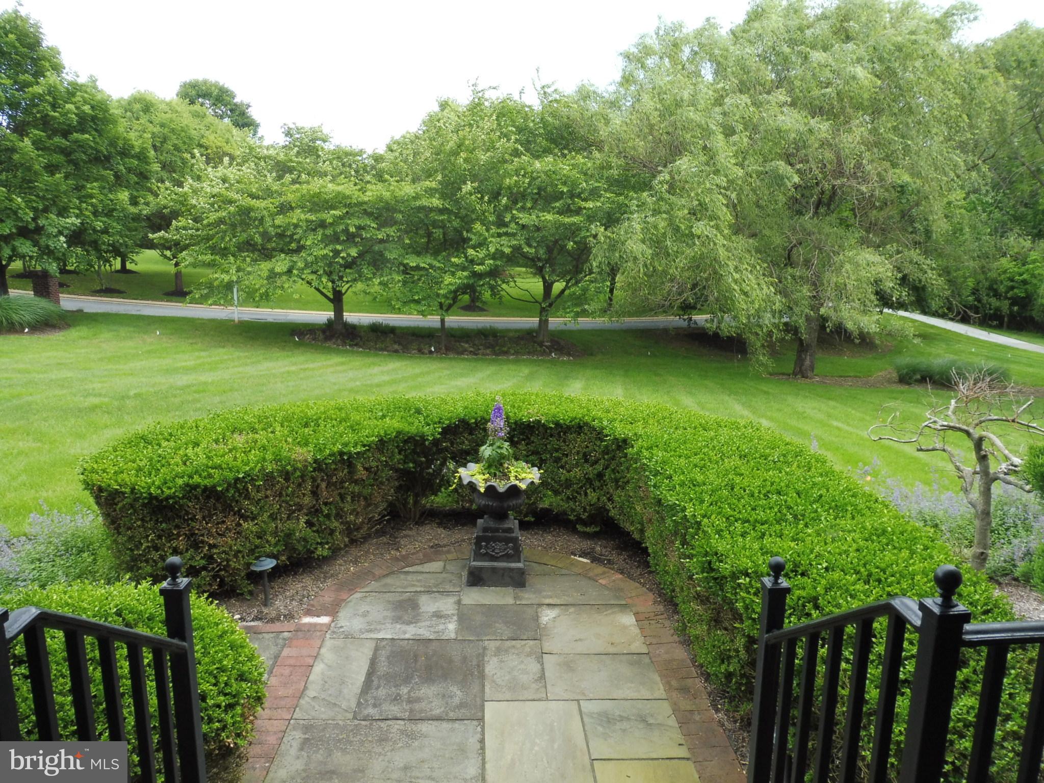 BEAVERBROOK - Residential