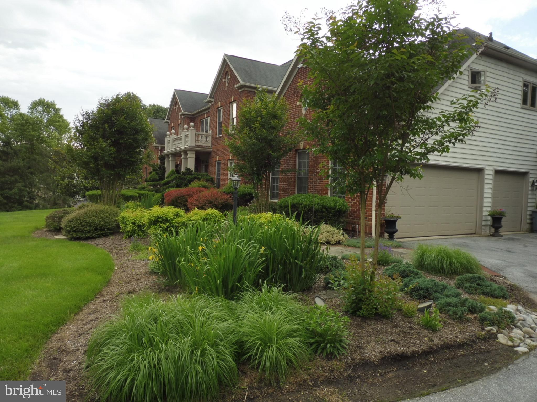 BEAVERBROOK - Residential