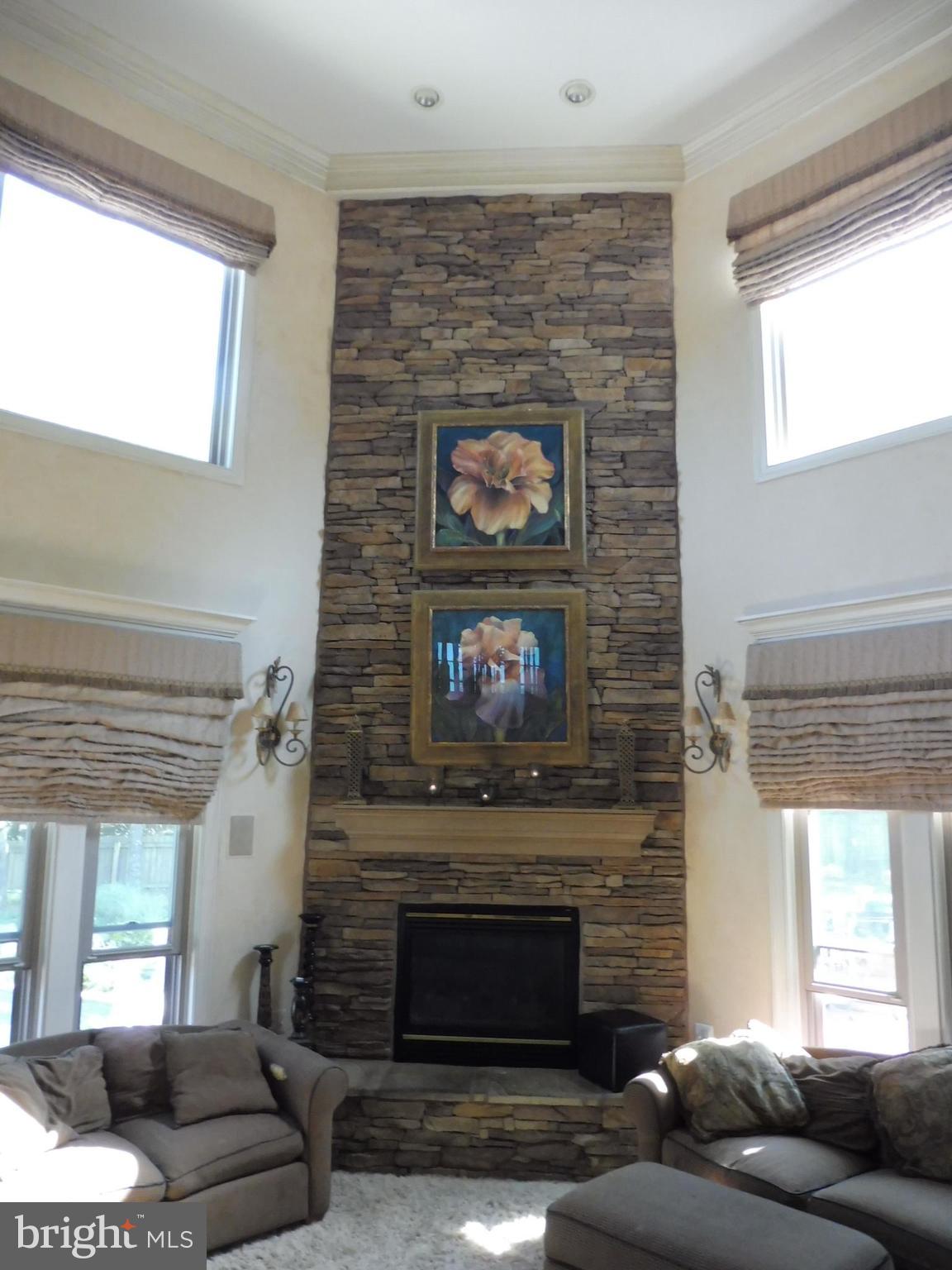 BEAVERBROOK - Residential