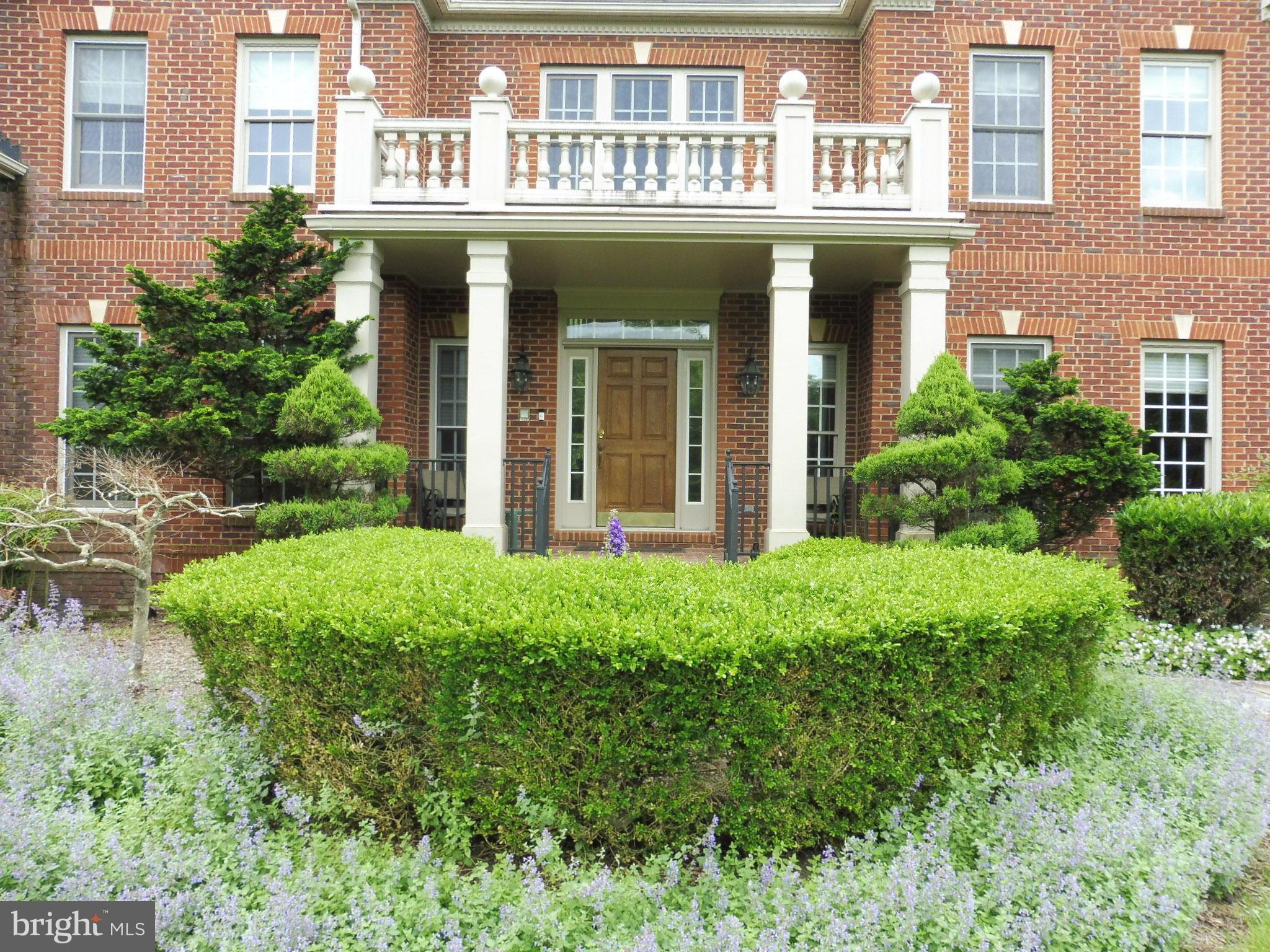 BEAVERBROOK - Residential