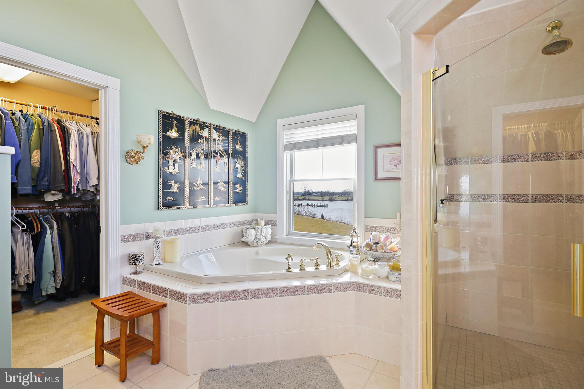 TRAPPE, MARYLAND - Residential