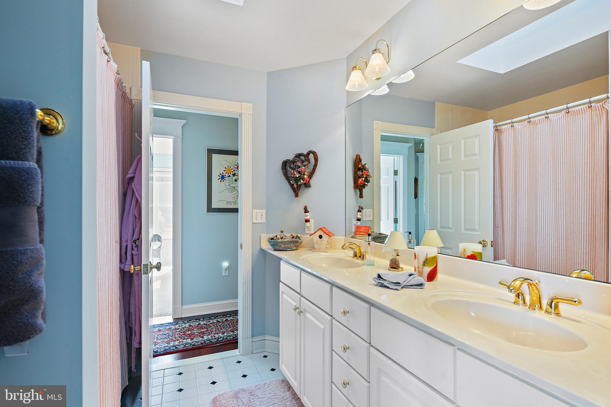 TRAPPE, MARYLAND - Residential