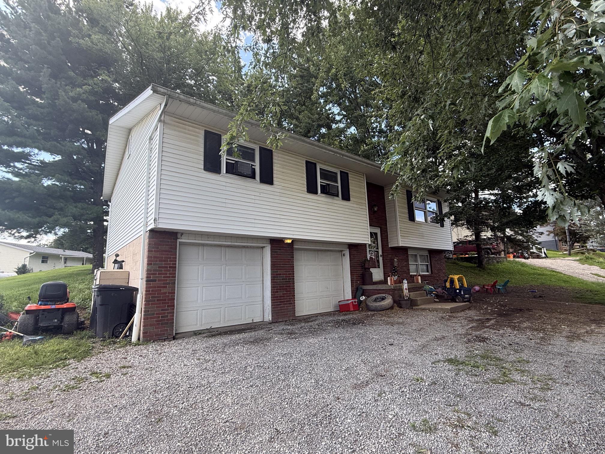 105 PINE KNOLL ACRES - Photo 3