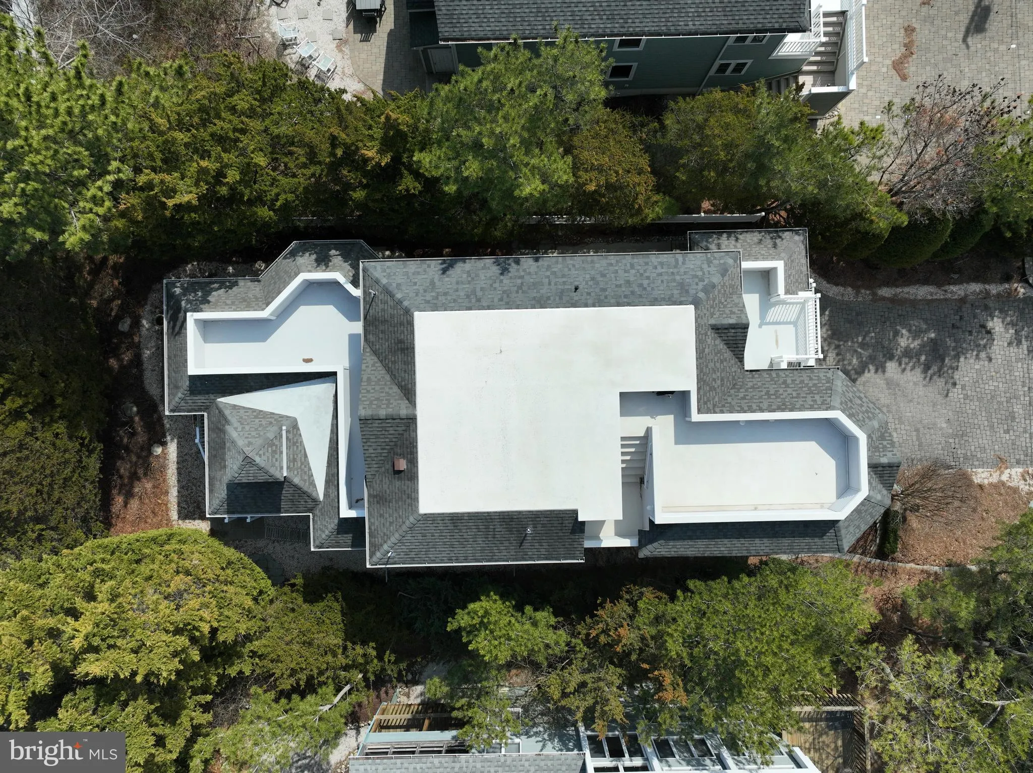 Barnegat Light, New Jersey 08006, United States, 4 Bedrooms Bedrooms, ,4 BathroomsBathrooms,Residential,Contingent,109892