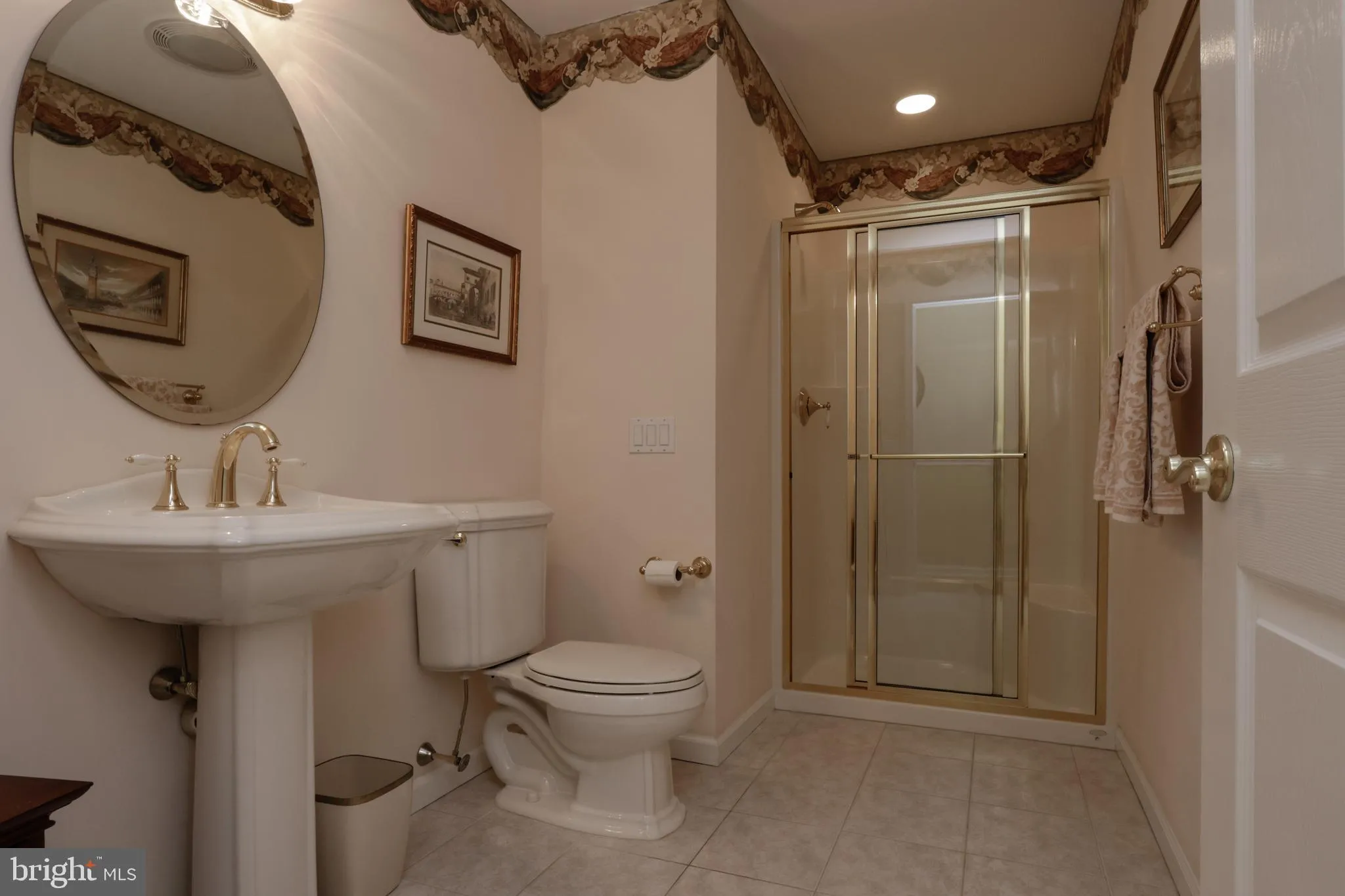 Barnegat Light, New Jersey 08006, United States, 4 Bedrooms Bedrooms, ,4 BathroomsBathrooms,Residential,Contingent,109892