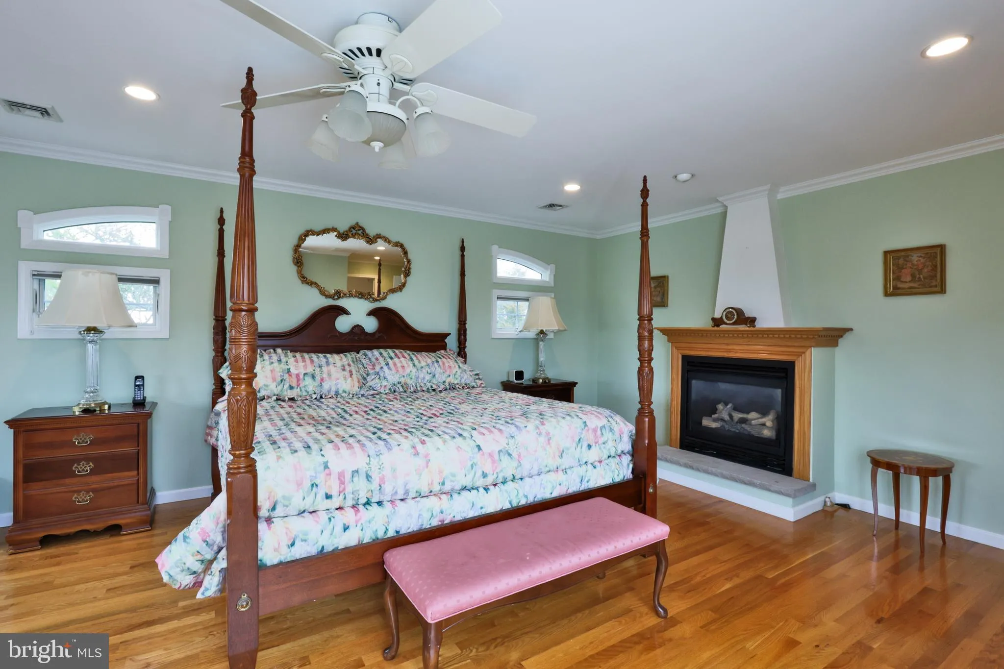 Barnegat Light, New Jersey 08006, United States, 4 Bedrooms Bedrooms, ,4 BathroomsBathrooms,Residential,Contingent,109892