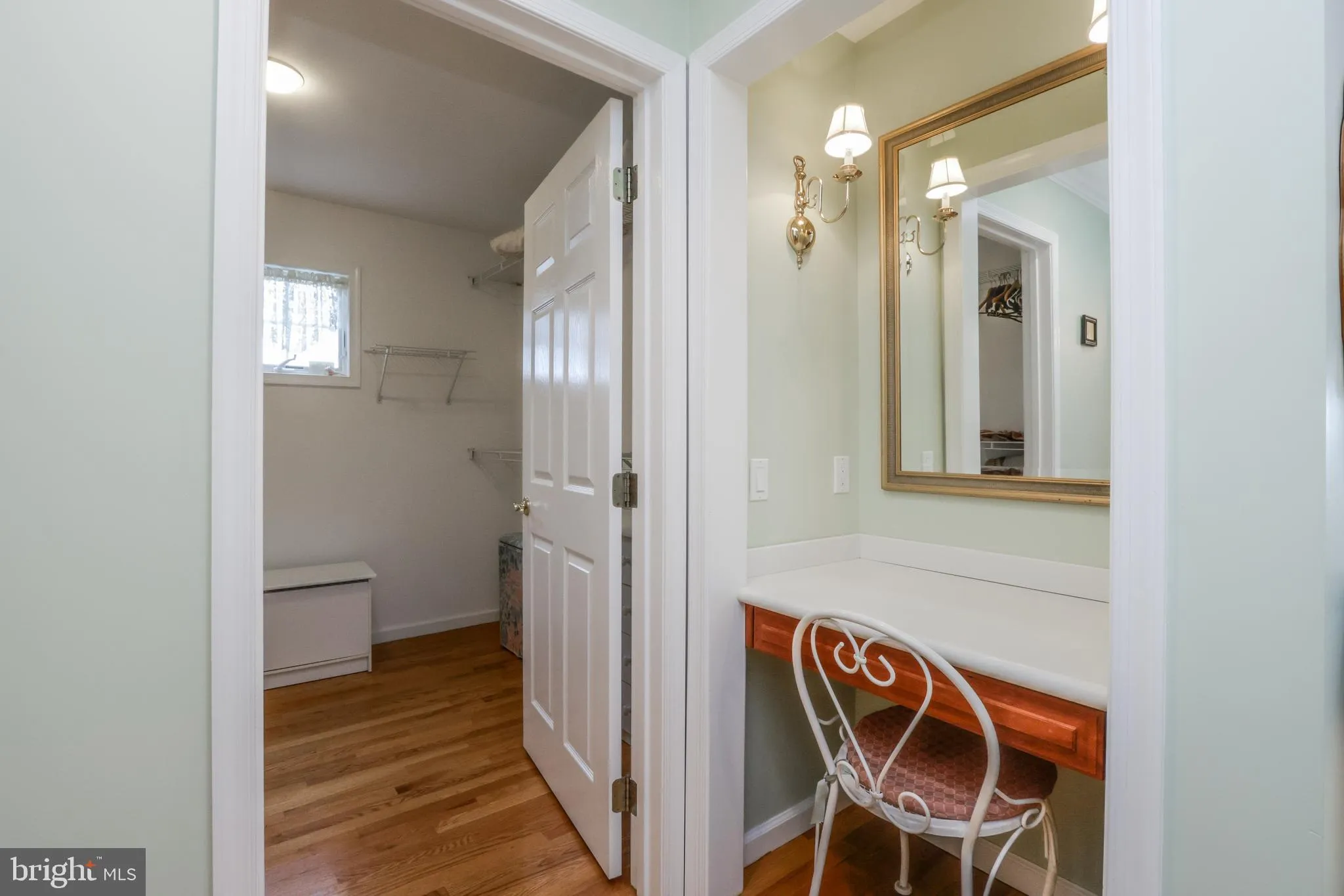 Barnegat Light, New Jersey 08006, United States, 4 Bedrooms Bedrooms, ,4 BathroomsBathrooms,Residential,Contingent,109892