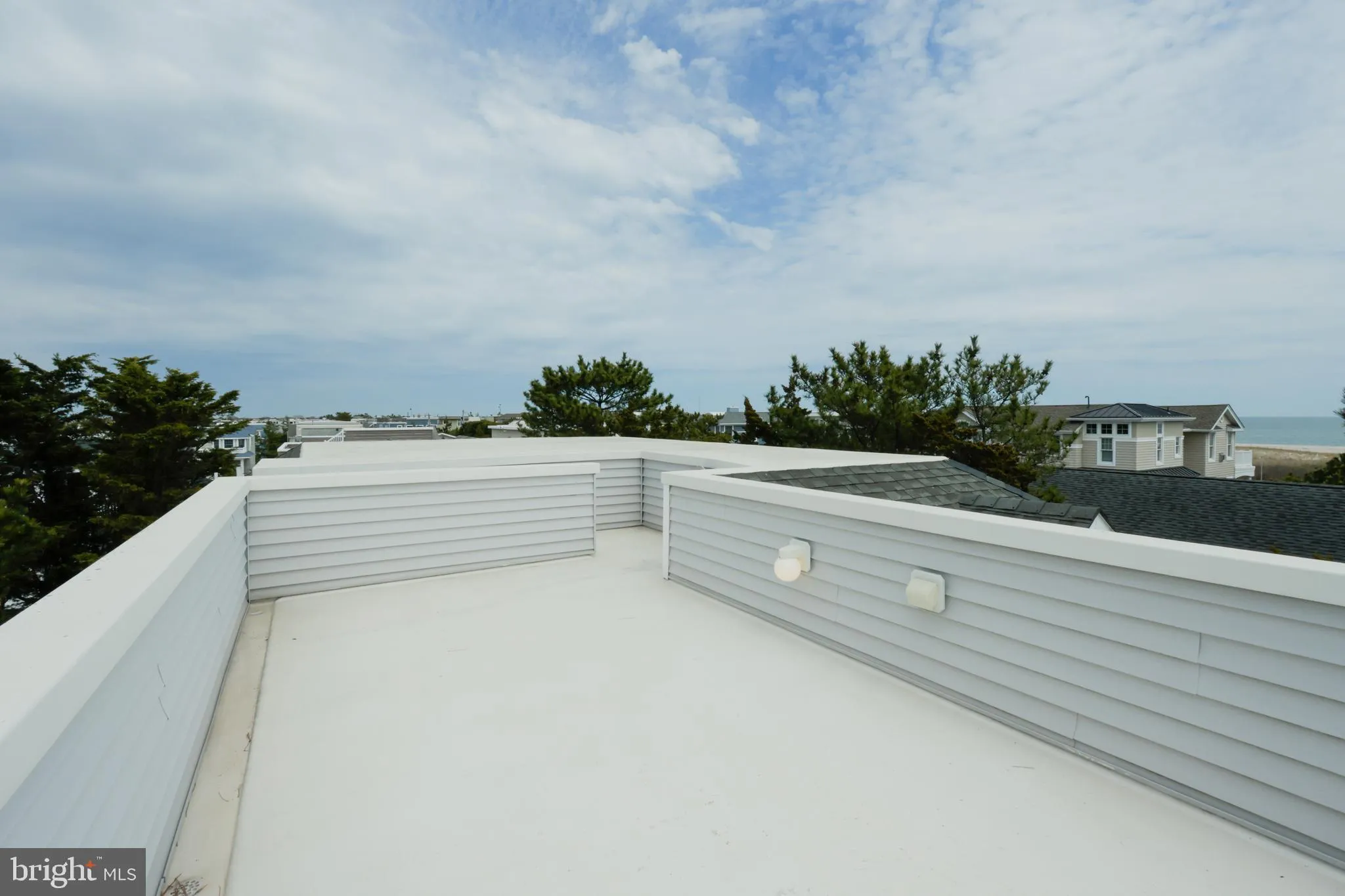 Barnegat Light, New Jersey 08006, United States, 4 Bedrooms Bedrooms, ,4 BathroomsBathrooms,Residential,Contingent,109892