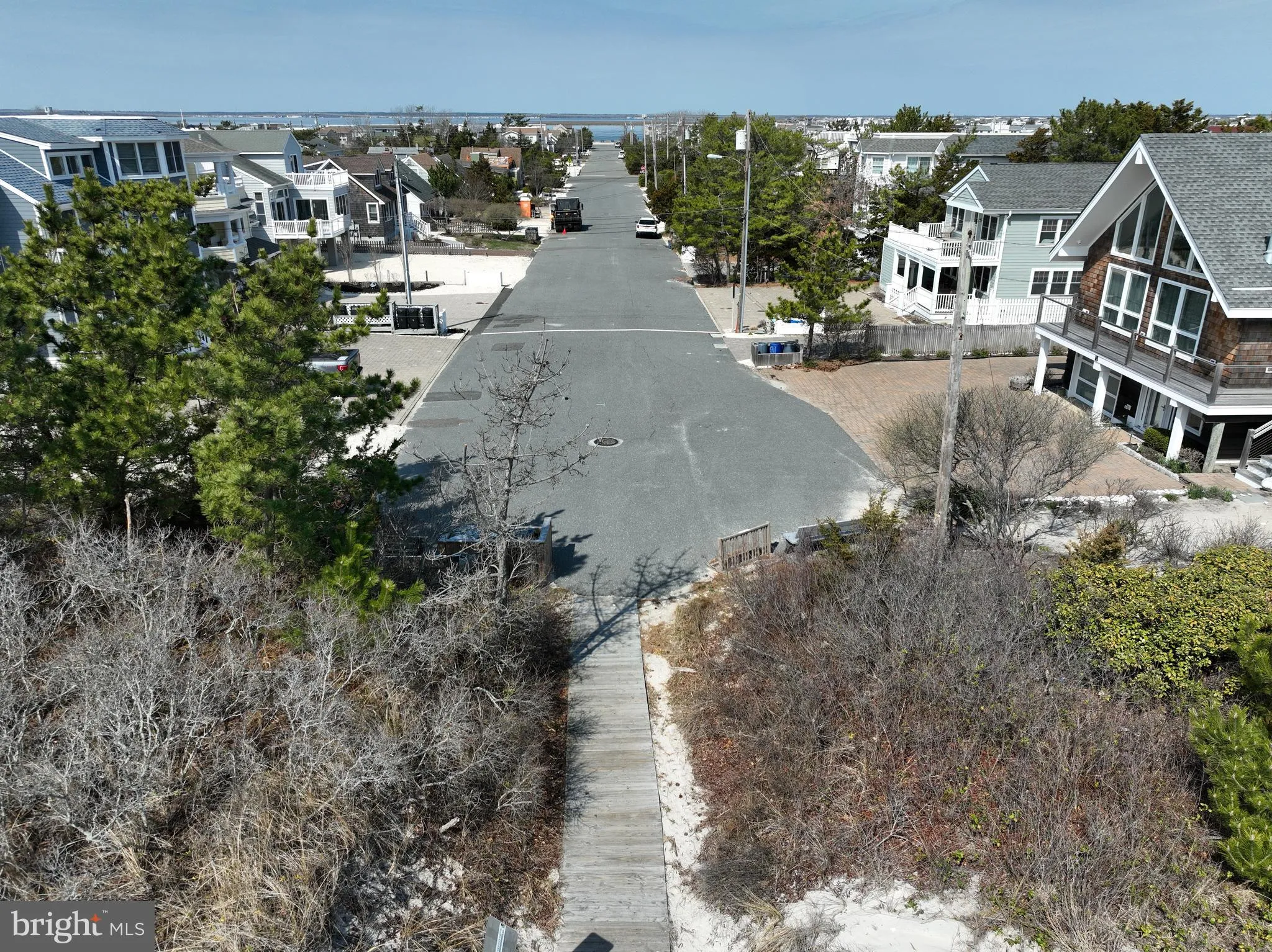 Barnegat Light, New Jersey 08006, United States, 4 Bedrooms Bedrooms, ,4 BathroomsBathrooms,Residential,Contingent,109892