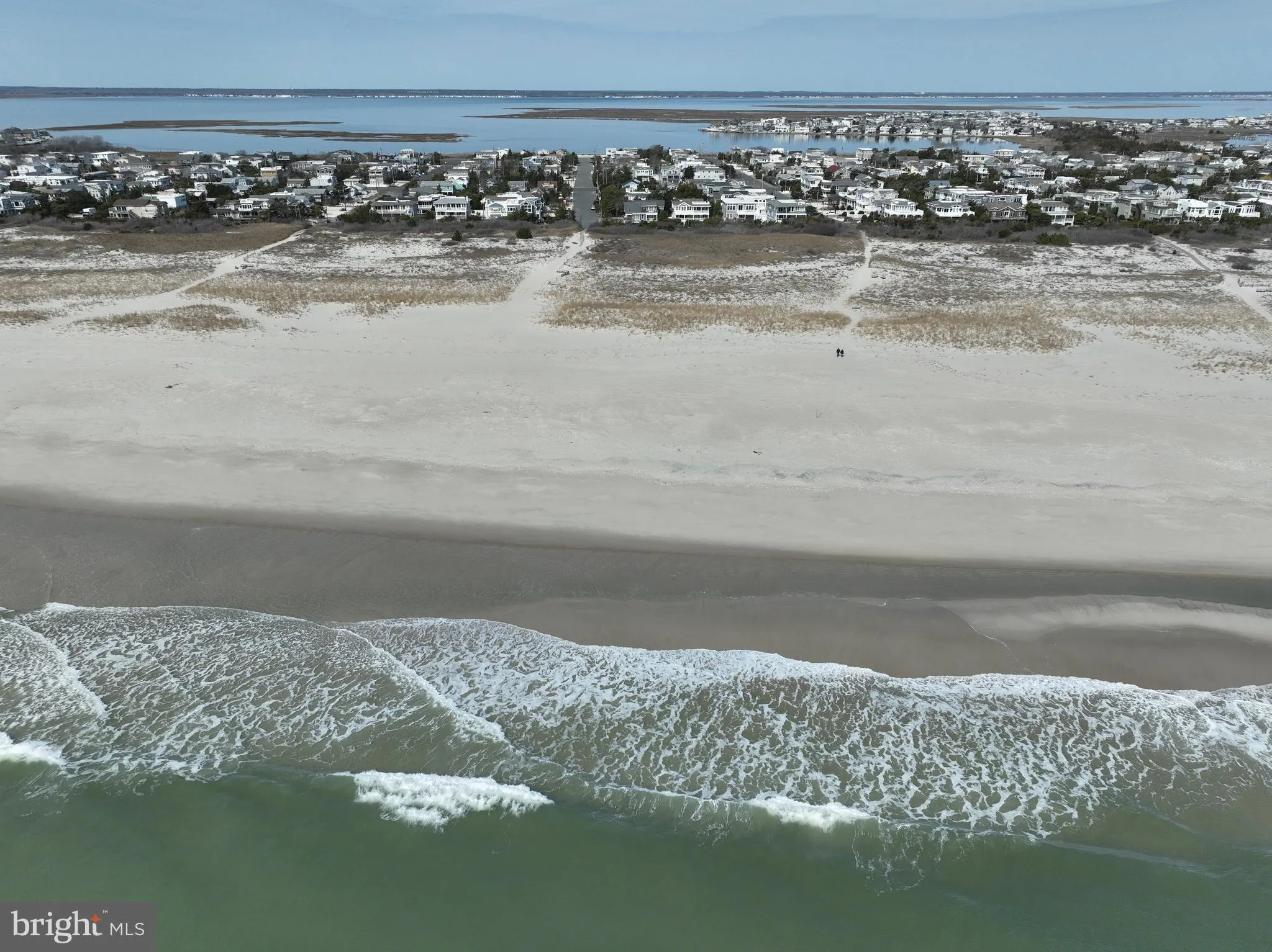 Barnegat Light, New Jersey 08006, United States, 4 Bedrooms Bedrooms, ,4 BathroomsBathrooms,Residential,Contingent,109892