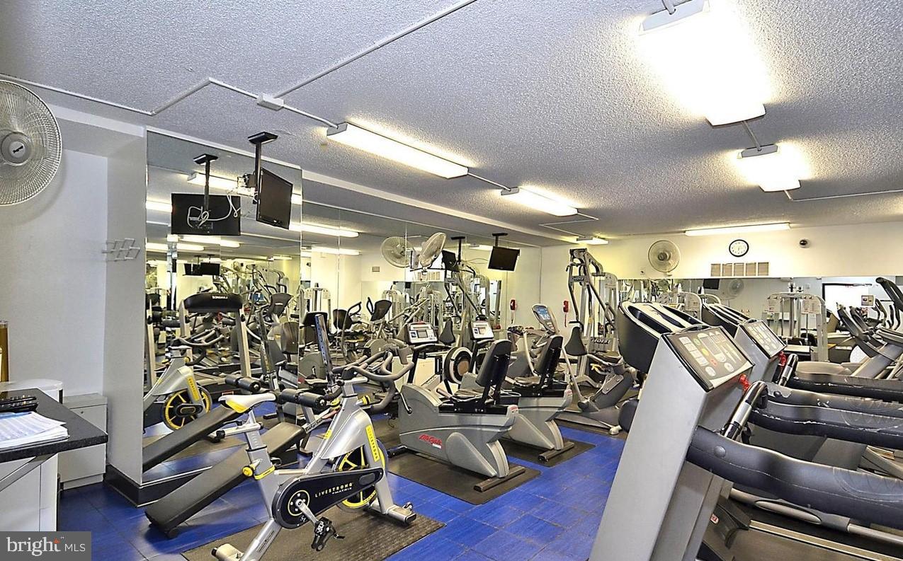 GROSVENOR PARK - Residential Lease