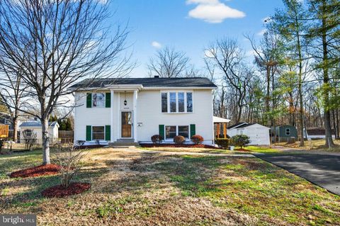 Photo of 9503 Damascus Drive, MANASSAS, VA 20109 (MLS # VAPW2110434)