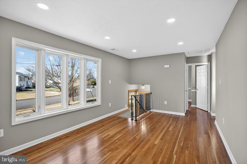 MANASSAS - Residential