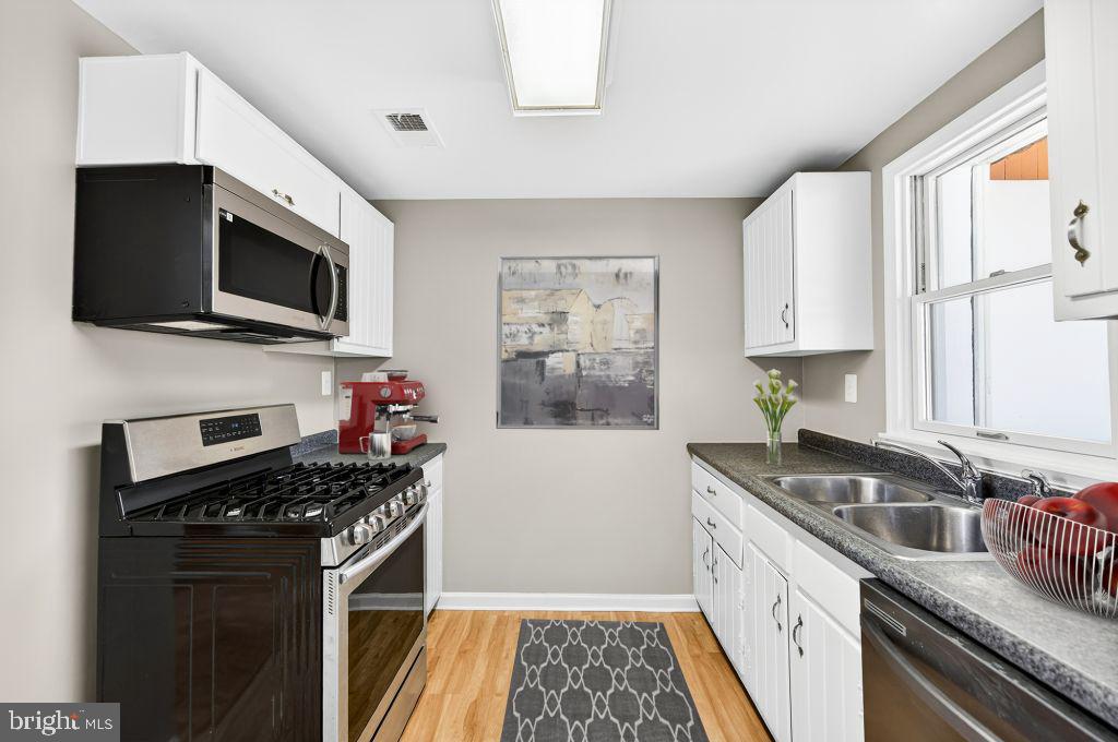 MANASSAS - Residential