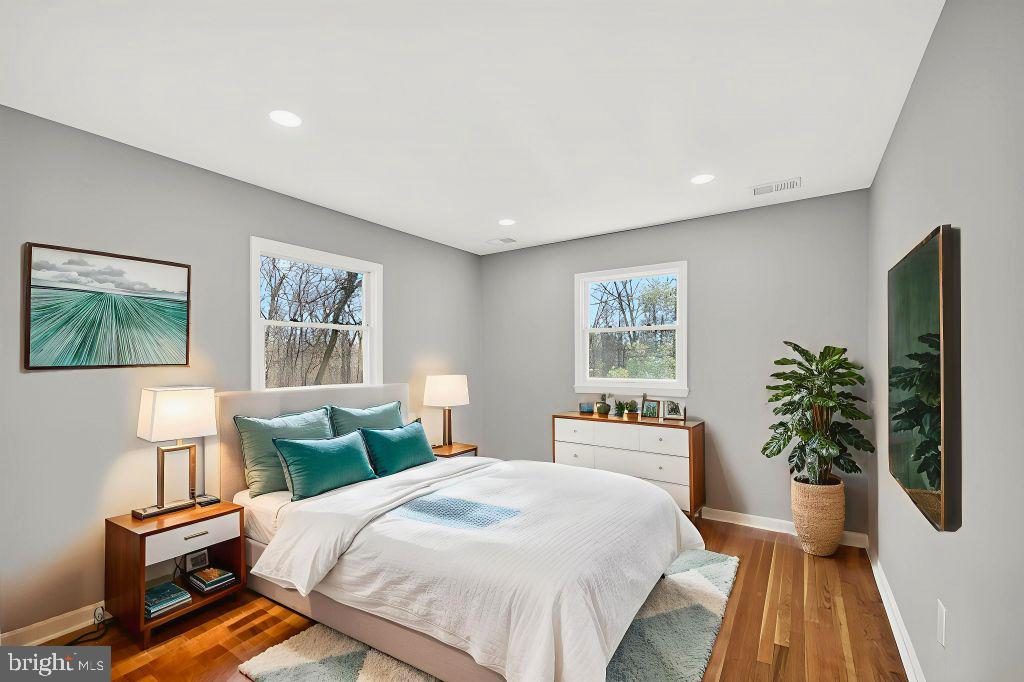 MANASSAS - Residential