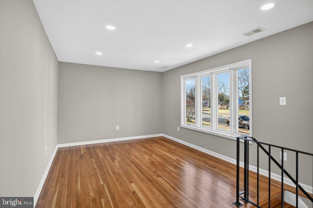 MANASSAS - Residential