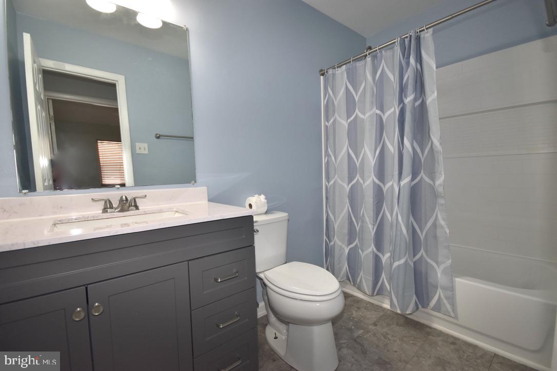 PINEWOOD MEADOWS - Residential