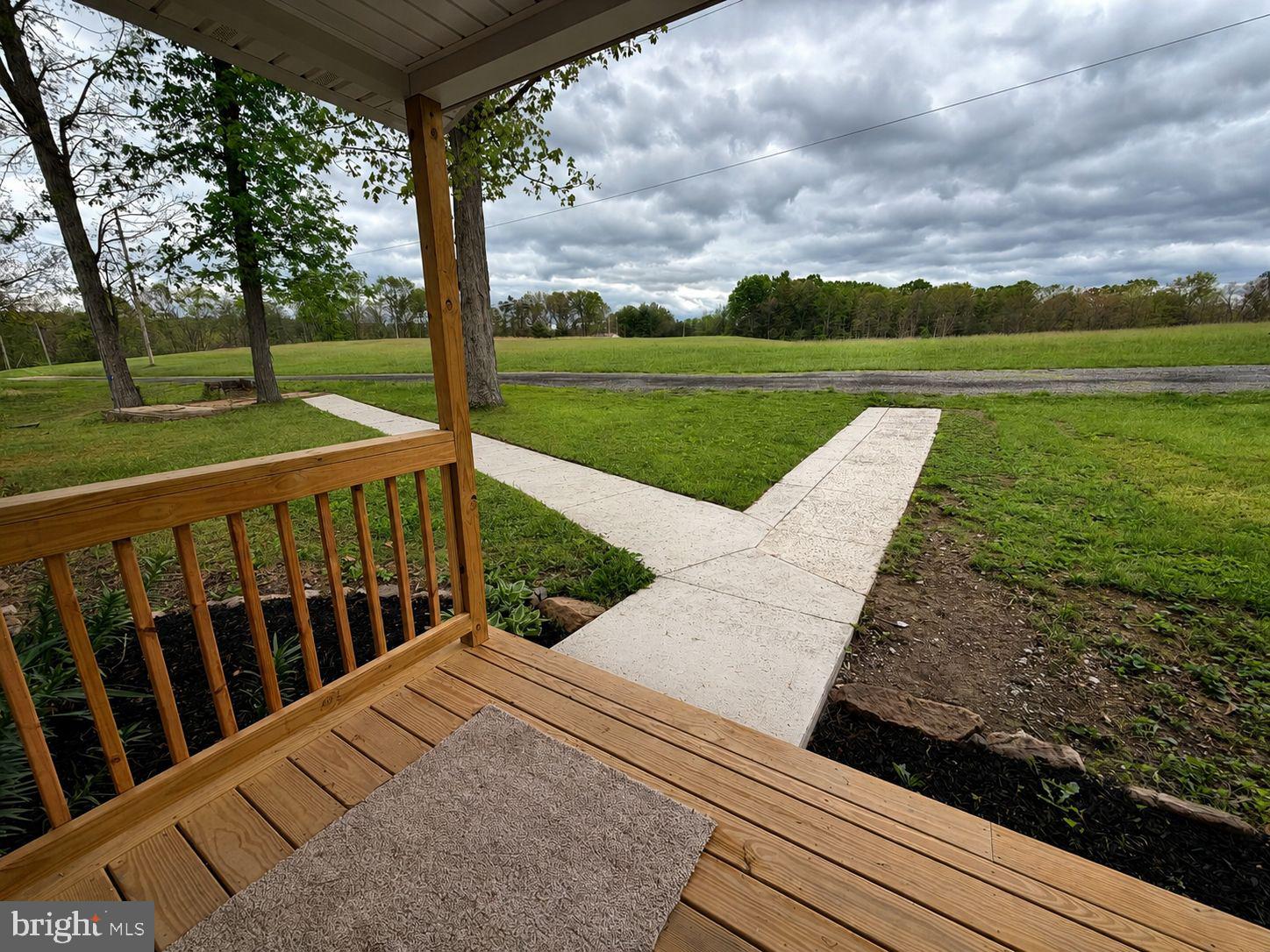 2111 BLACK OAK
